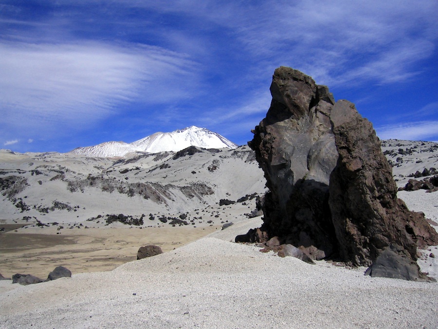 Enlarged view: Effusive-explosive transition Quizapu volcano, Chile